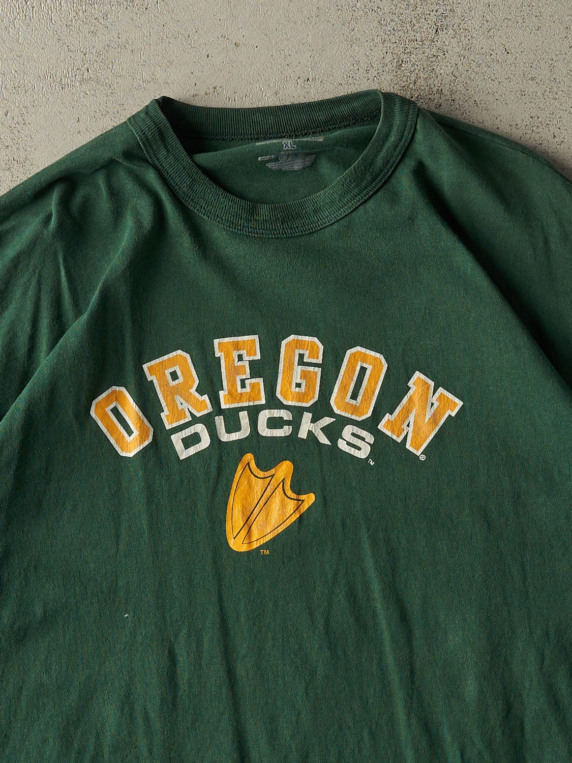 Vintage Y2K Green Russell Athletic University of Oregon Ducks Tee (XL)