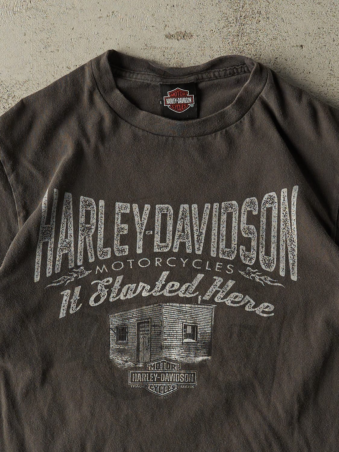 16' Charcoal Grey Harley Davidson Saguenay Quebec Tee (XS/S)