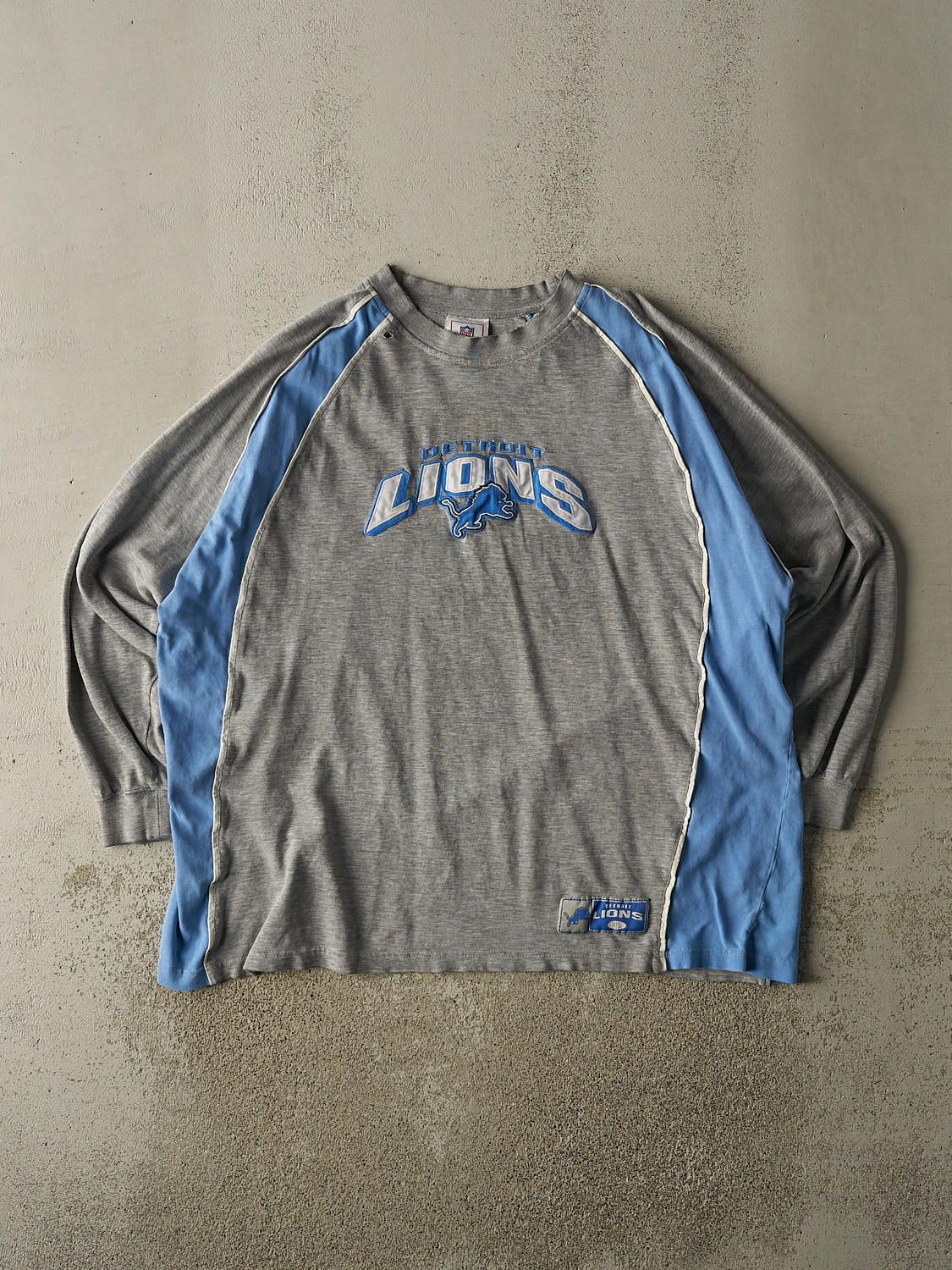 Vintage Y2K Grey Detroit Lions Long Sleeve (XXL/XXXL)