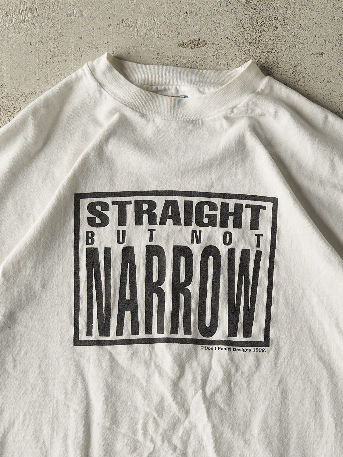 Vintage 92' White "Straight But Not Narrow" Slogan Tee (L)