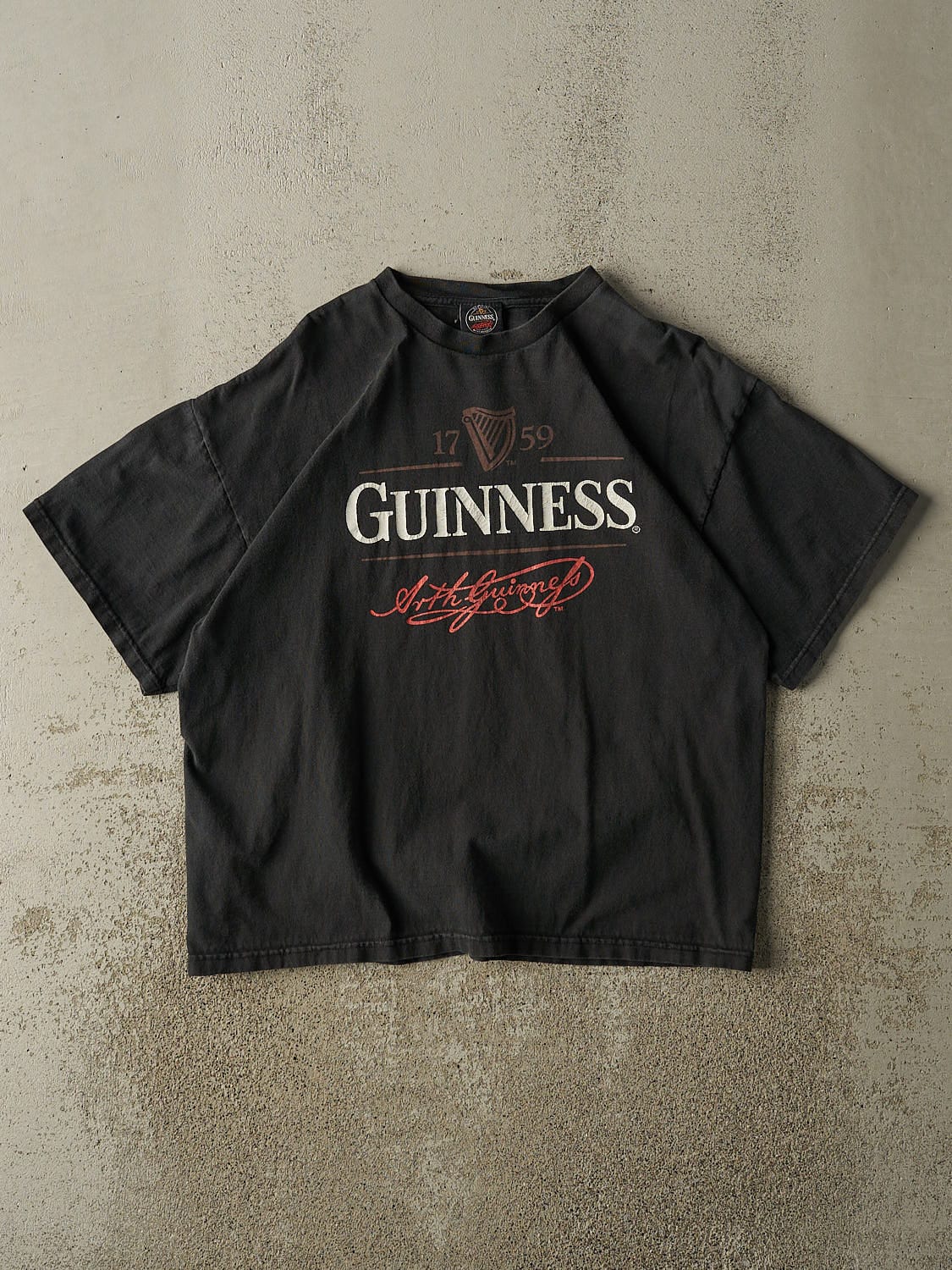 Vintage Y2K Faded Black Guiness Tee (M/L)