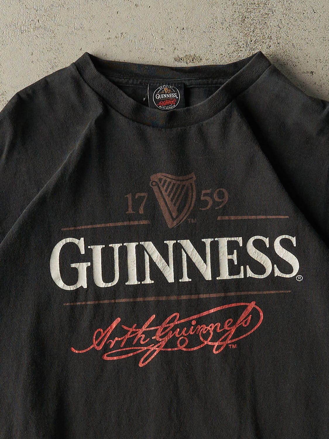 Vintage Y2K Faded Black Guiness Tee (M/L)