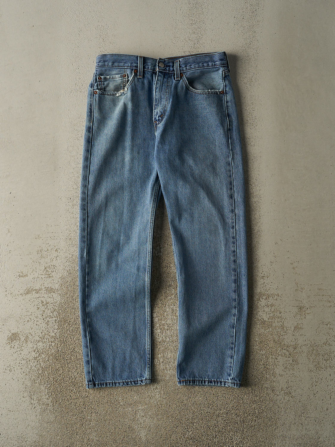 Vintage Y2K Mid Wash Levi's 505 Jeans (31x28.5)