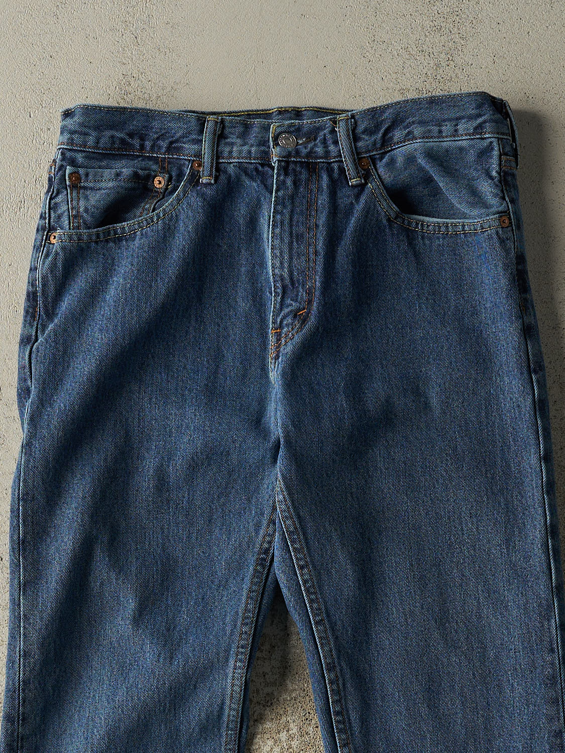 Vintage Y2K Dark Wash Levi's 505 Jeans (32x31)
