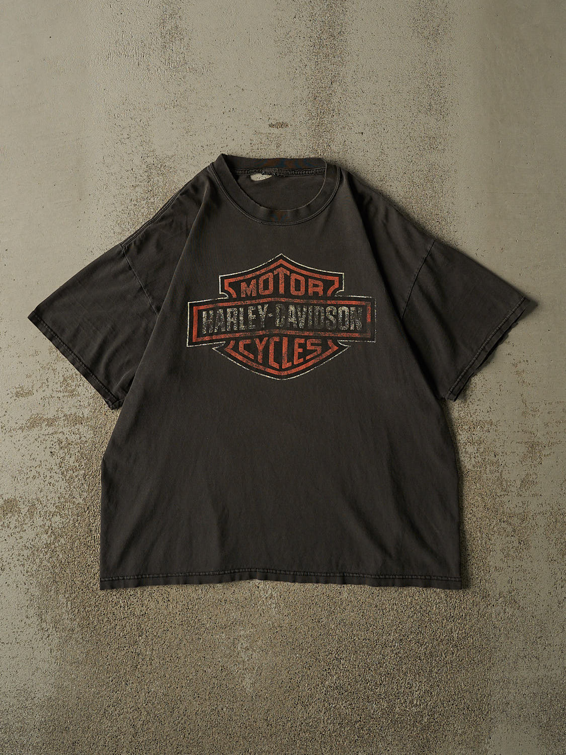 Vintage 01' Sun Faded Black Harley Davidson Ocean City Maryland Tee (L)