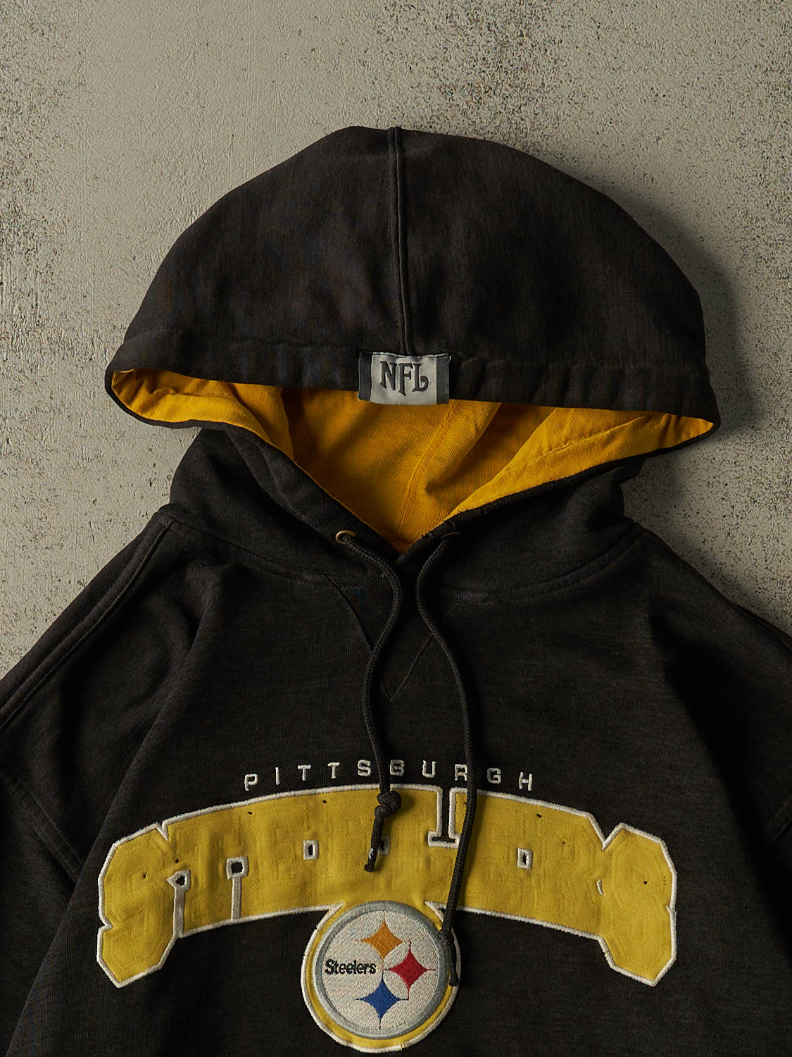 Vintage Y2K Sun Faded Black Pittsburgh Steelers Embroidered Hoodie (M/L)