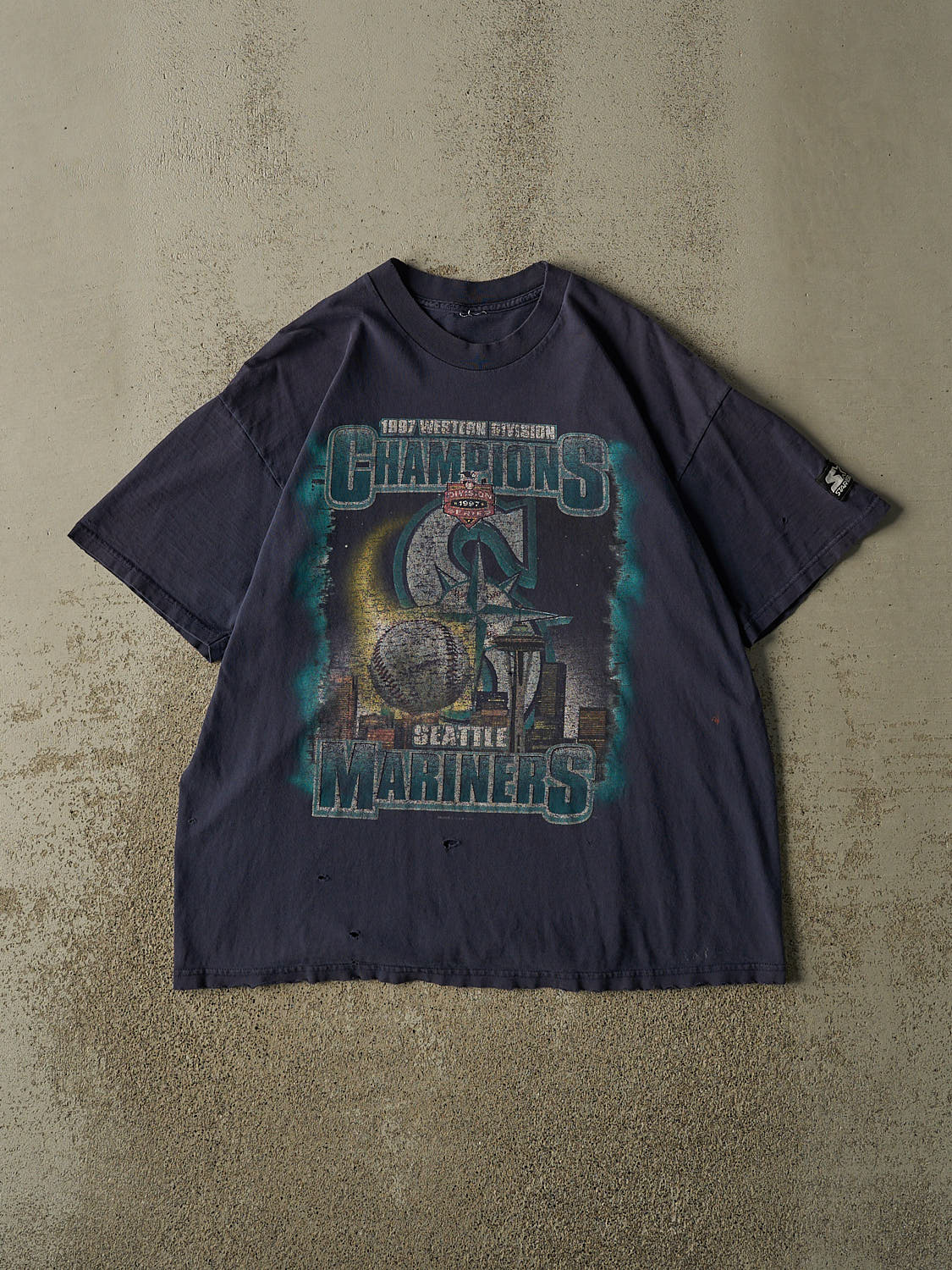 Vintage 97' Sun Faded Navy Seattle Mariners Western Division Champions Tee (L/XL)