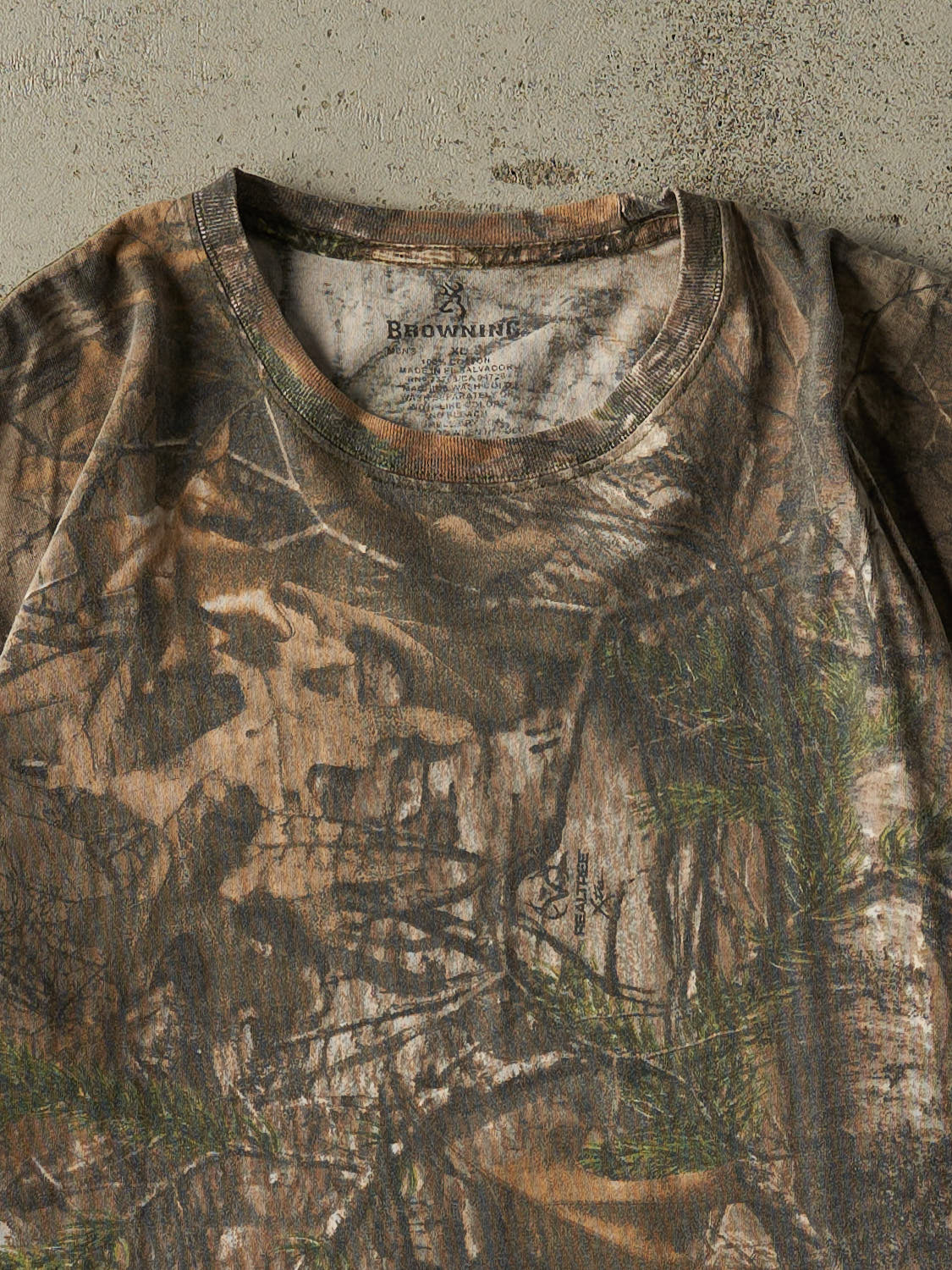 Vintage Y2K Camo Realtree x Browning Tee (L)