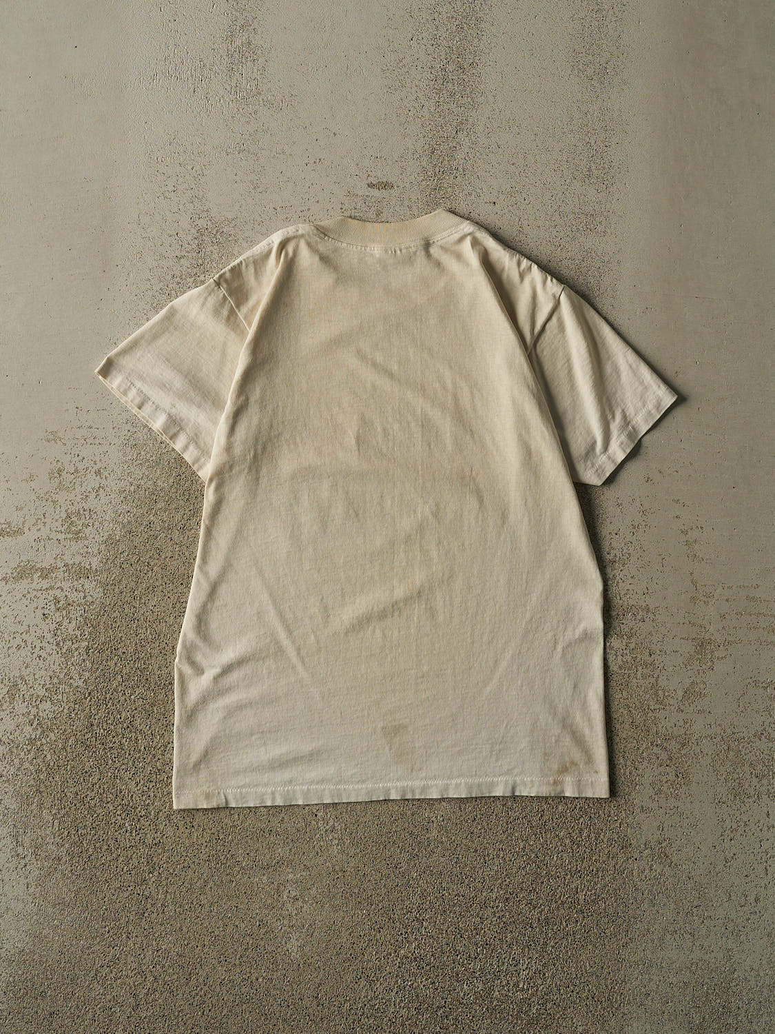 Vintage 91' Beige Graffiti Night Car Single Stitch Tee (M/L)