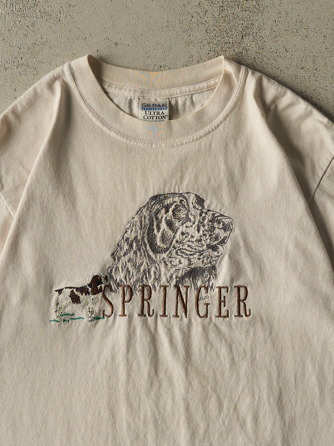 Vintage Y2K Beige Springer Embroidered Dog Tee (S/M)