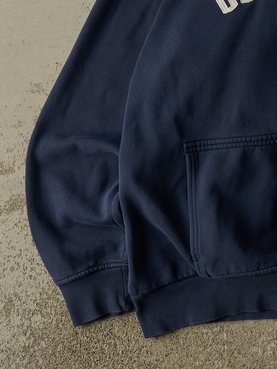 Vintage Y2K Navy Blue University of Connecticut Nike Quarter Zip Hoodie (L)