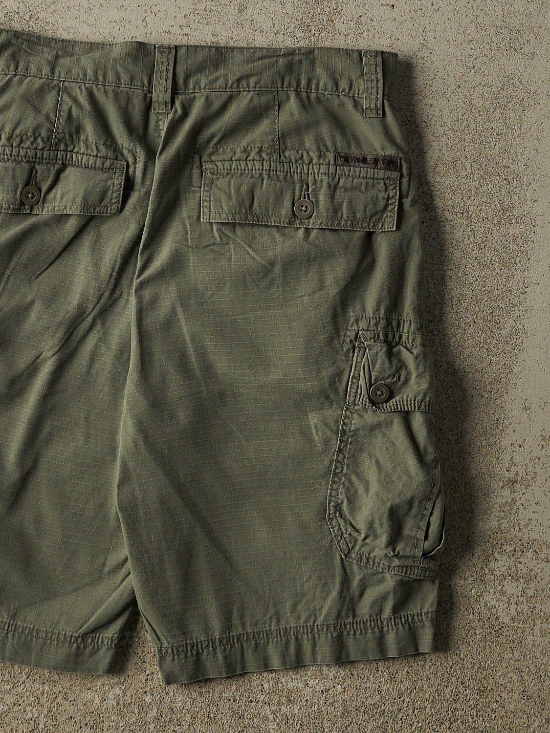 Vintage Y2K Green Calvin Klein Cargo Shorts (32x11)