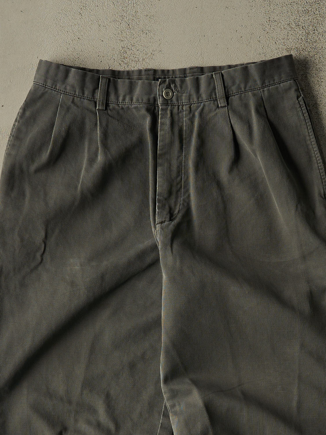 Vintage Y2K Grey Tommy Jeans Pleated Chino Pants (31x26.5)