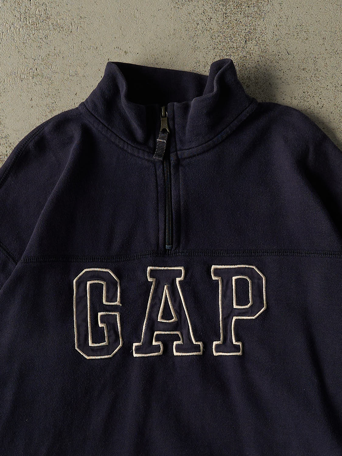 Vintage Y2K Navy Blue Gap Embroidered Quarter Zip Sweater (L)