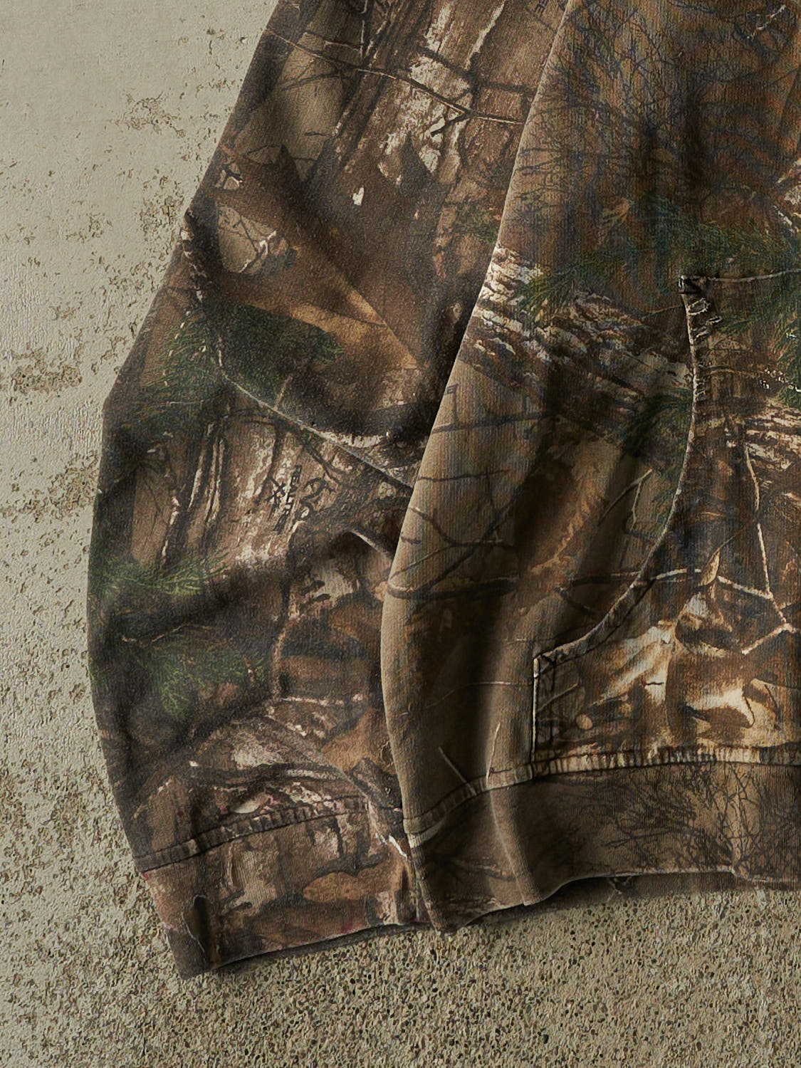 Vintage Y2K Camo Realtree Logo Hoodie (M)