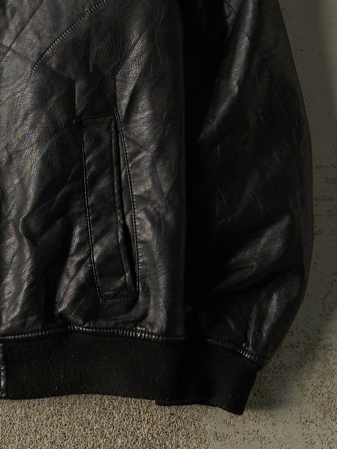 Vintage Y2K Black Tommy Hilfiger Leather Bomber Jacket (L/XL)