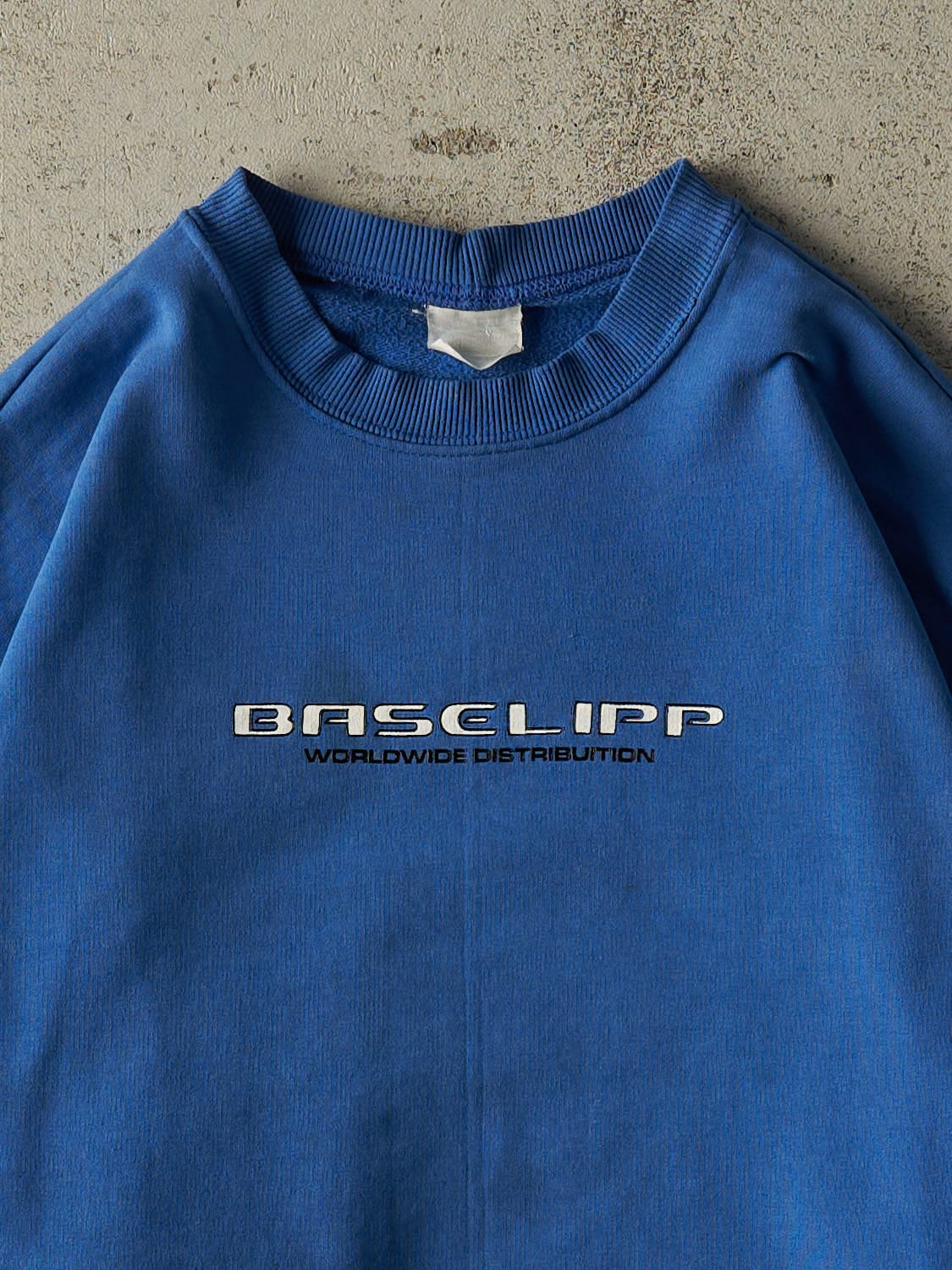 Vintage 90s Blue Baselipp World Wide Crewneck (XL)