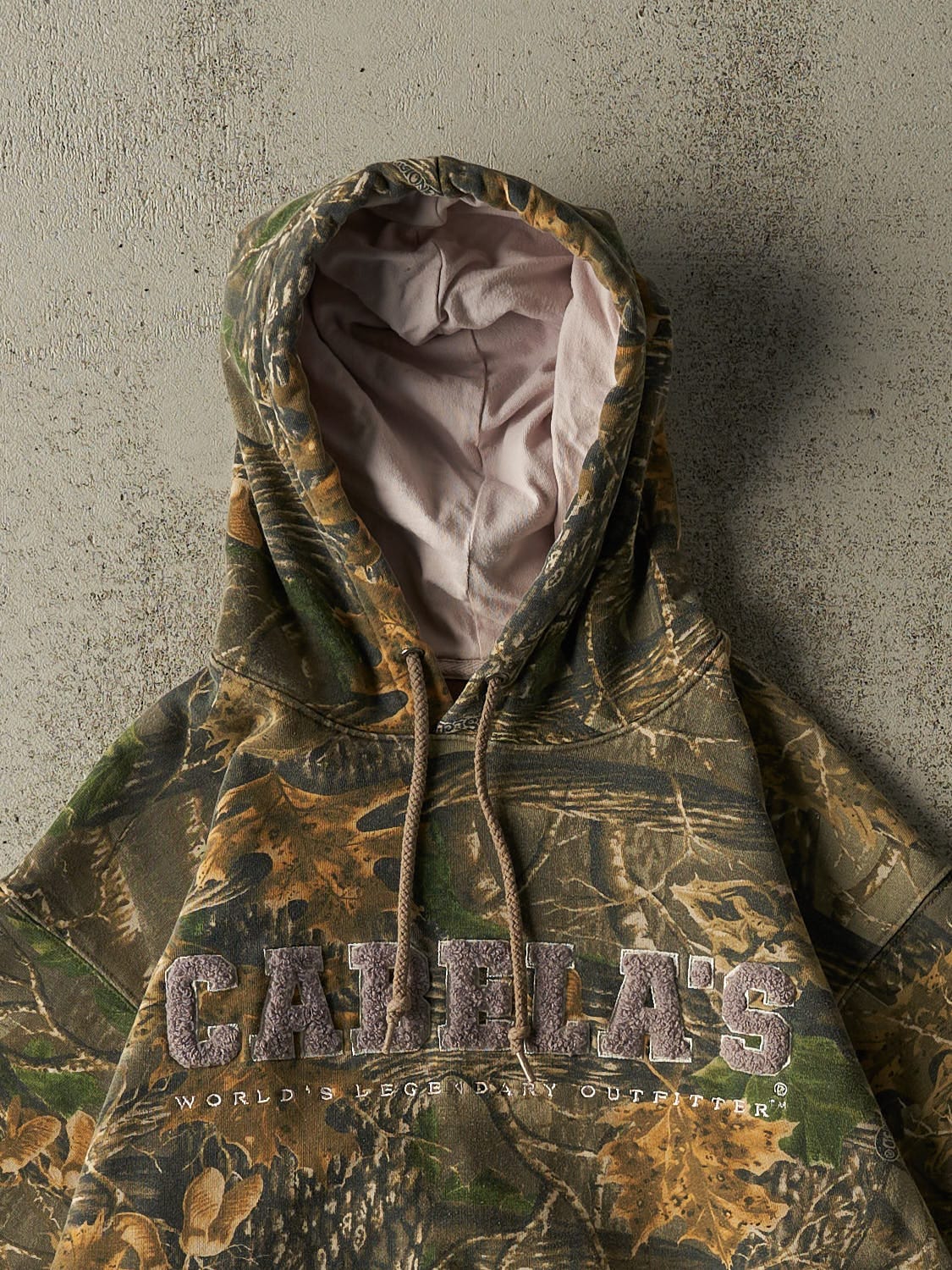 Vintage Y2K Camo Cabela's Hoodie (S/M)