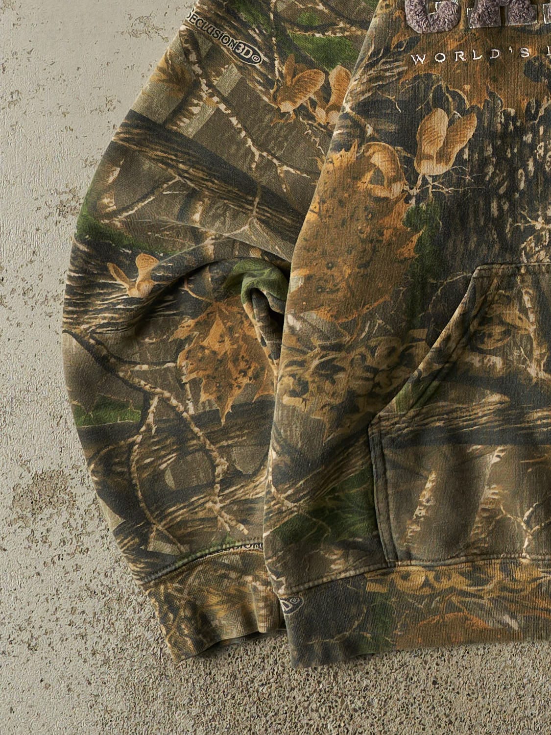 Vintage Y2K Camo Cabela's Hoodie (S/M)