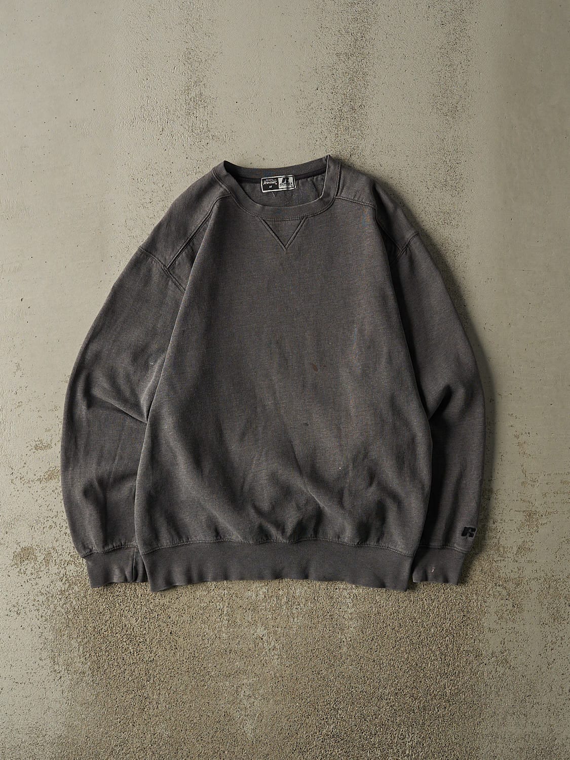 Vintage Y2K Charcoal Grey Russell Athletic Blank Crewneck (M)
