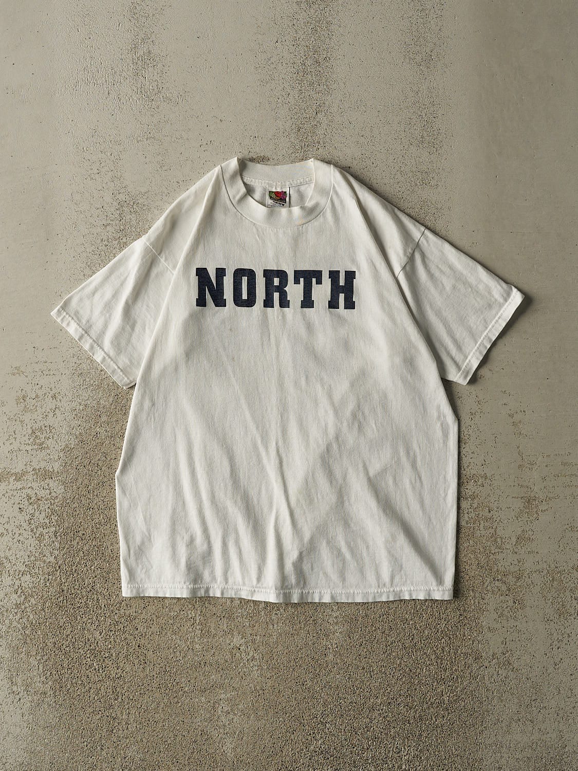 Vintage 90s White North Tee (M)