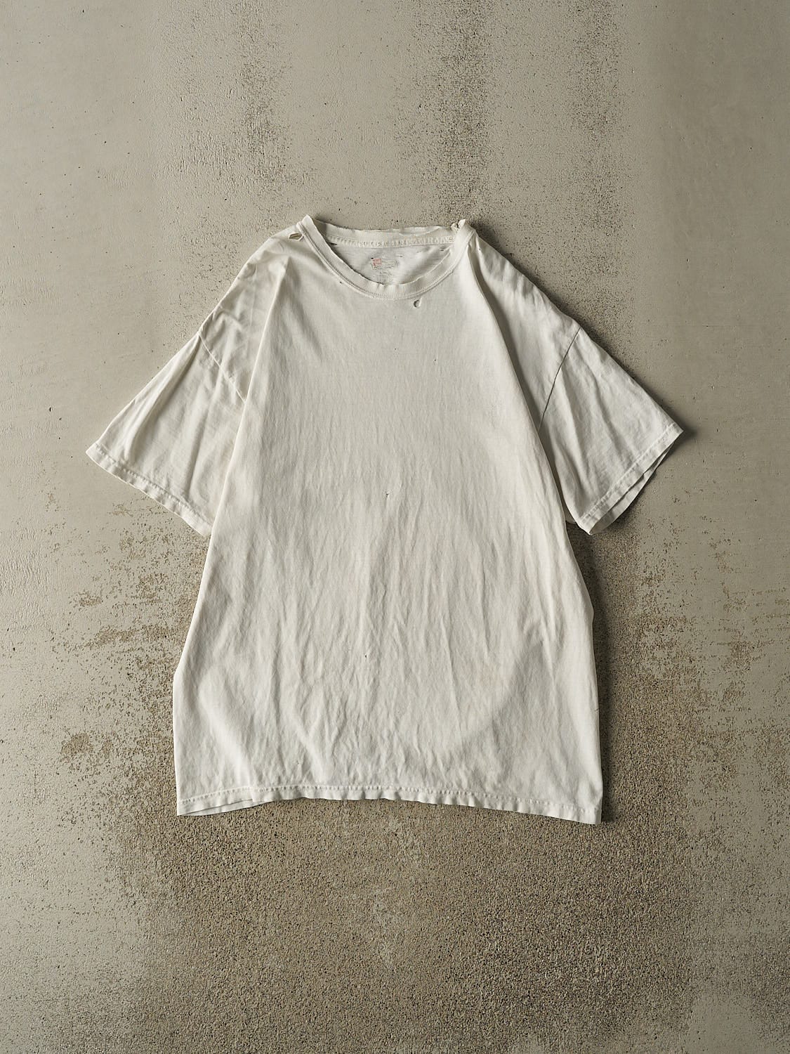 Vintage 05' Beige Yuma Arizona Car Tee (L/XL)
