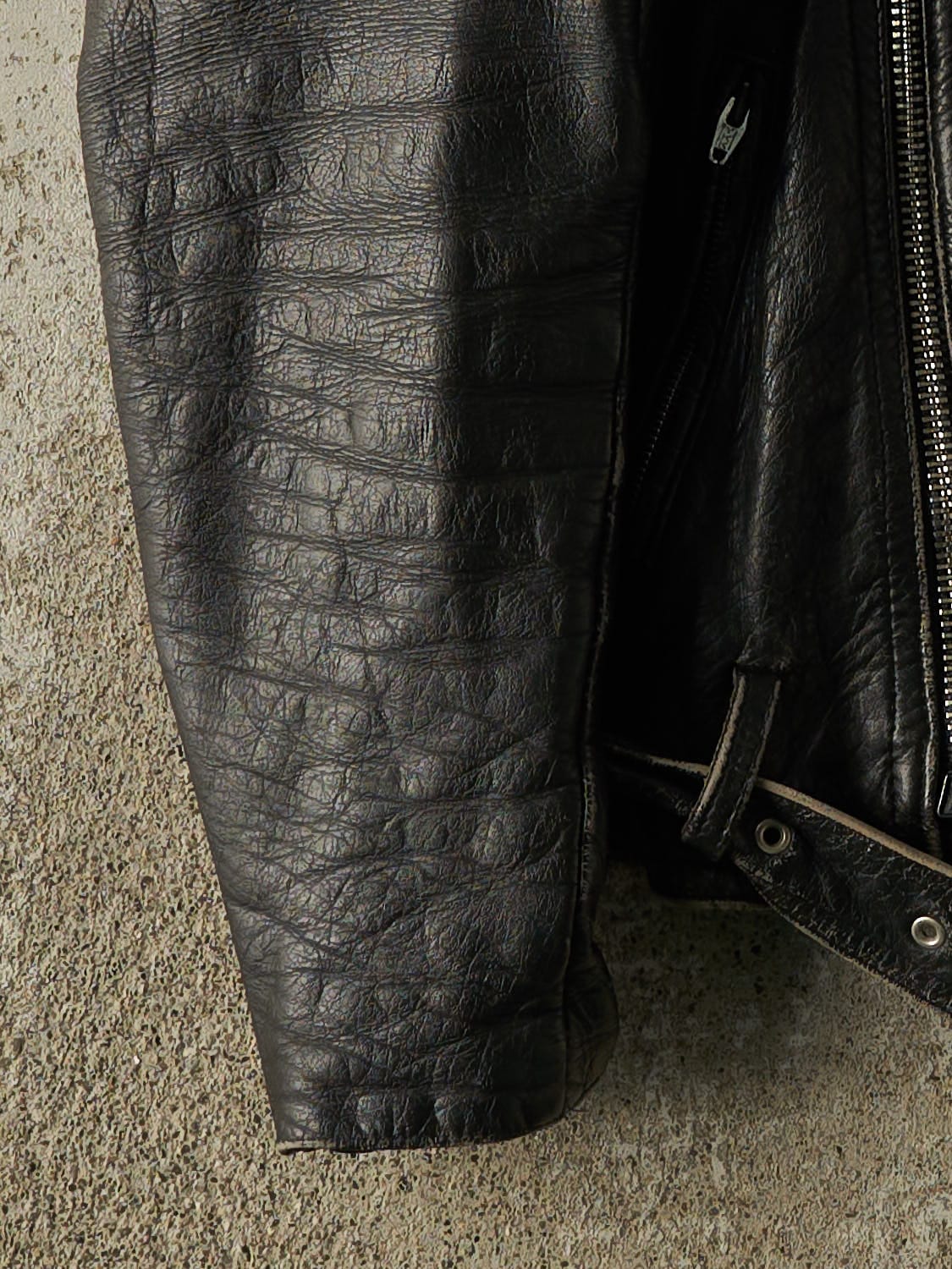 Vintage 90s Black Leather Biker Jacket (S/M)