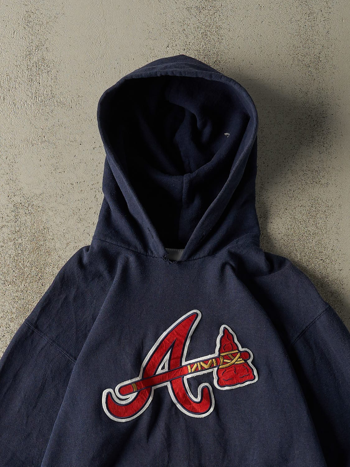 Vintage Y2K Navy Blue Atlanta Braves Embroidered Hoodie (S)