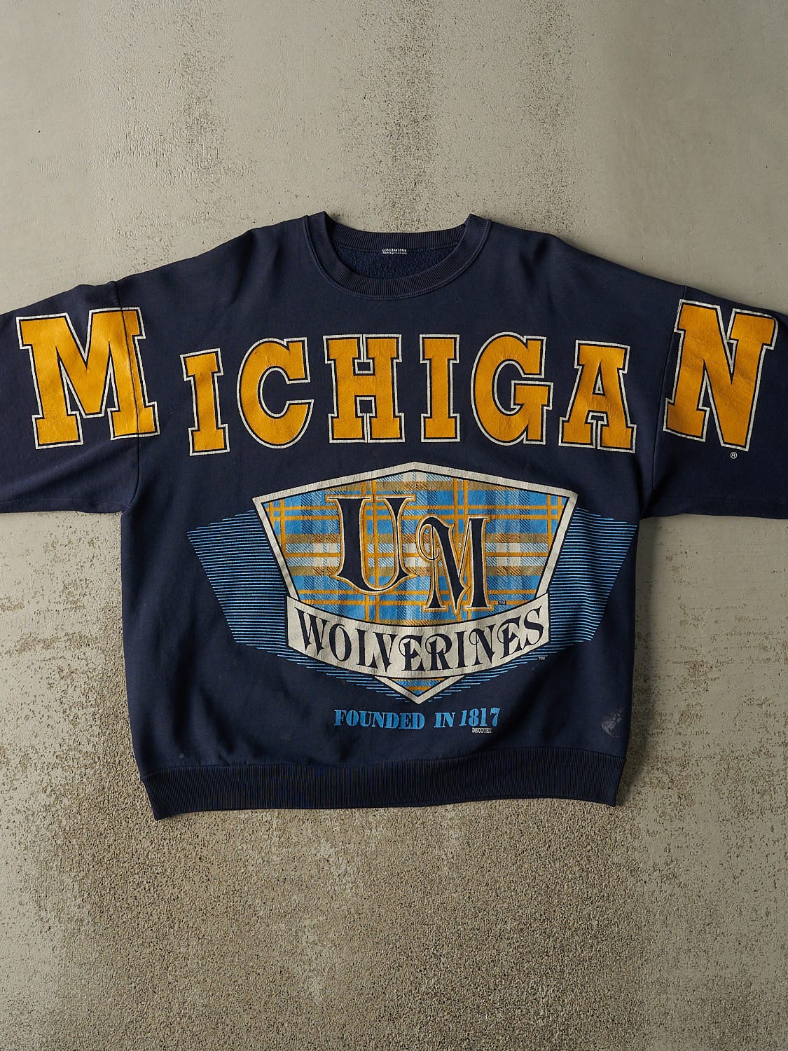 Vintage 90s Navy Blue University of Michigan Wolverines Crewneck (L/XL)