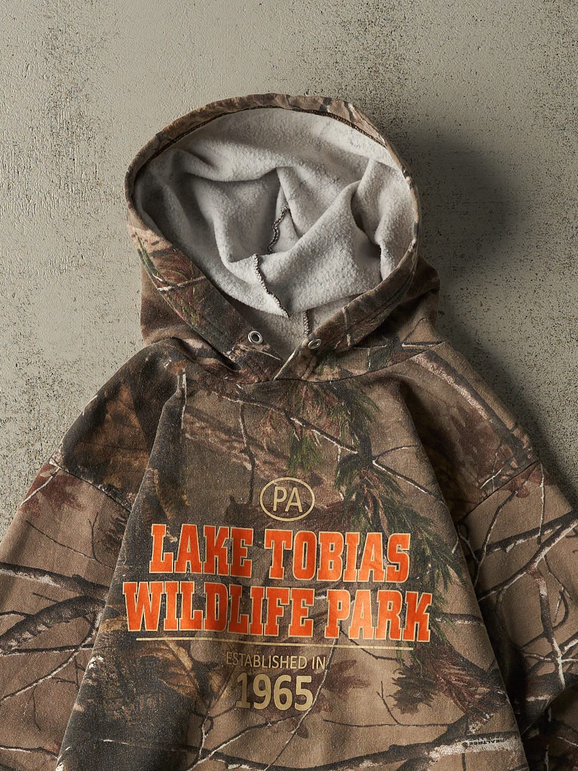 Vintage Y2K Camo Realtree Camo Lake Tobias Hoodie (XS/S)