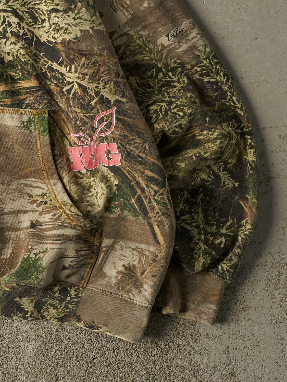 Vintage Y2K Camo Max-1 Hoodie (L/XL)