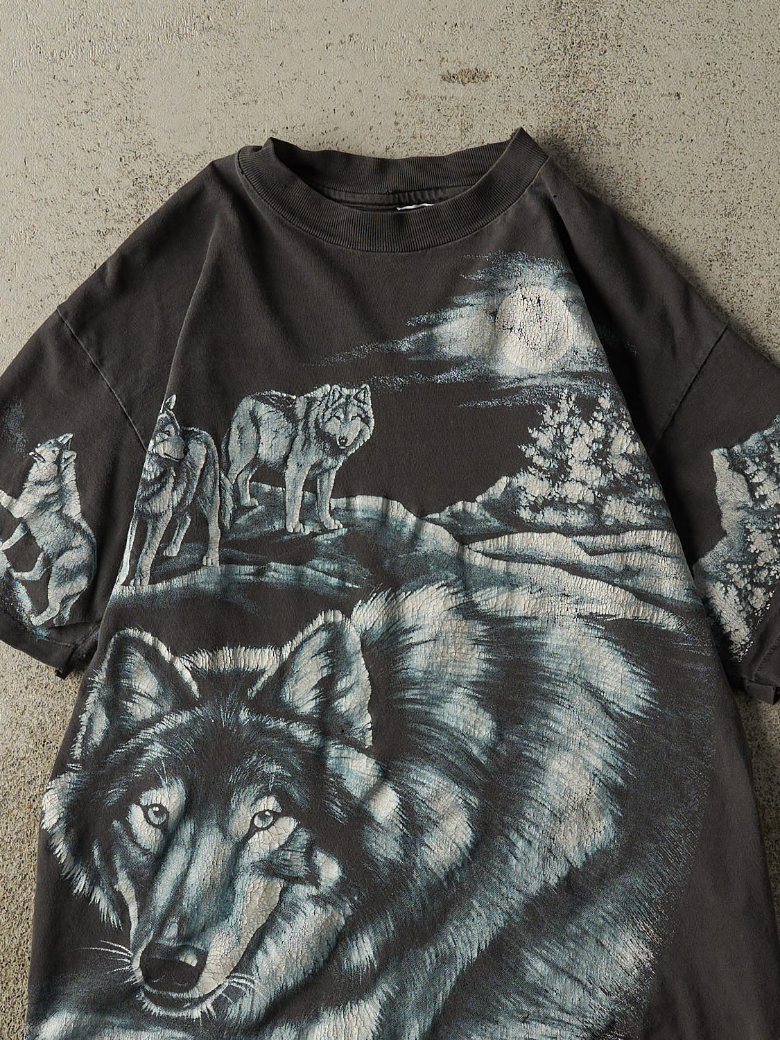 Vintage 90s Faded Black Wolf Tee (S/M)