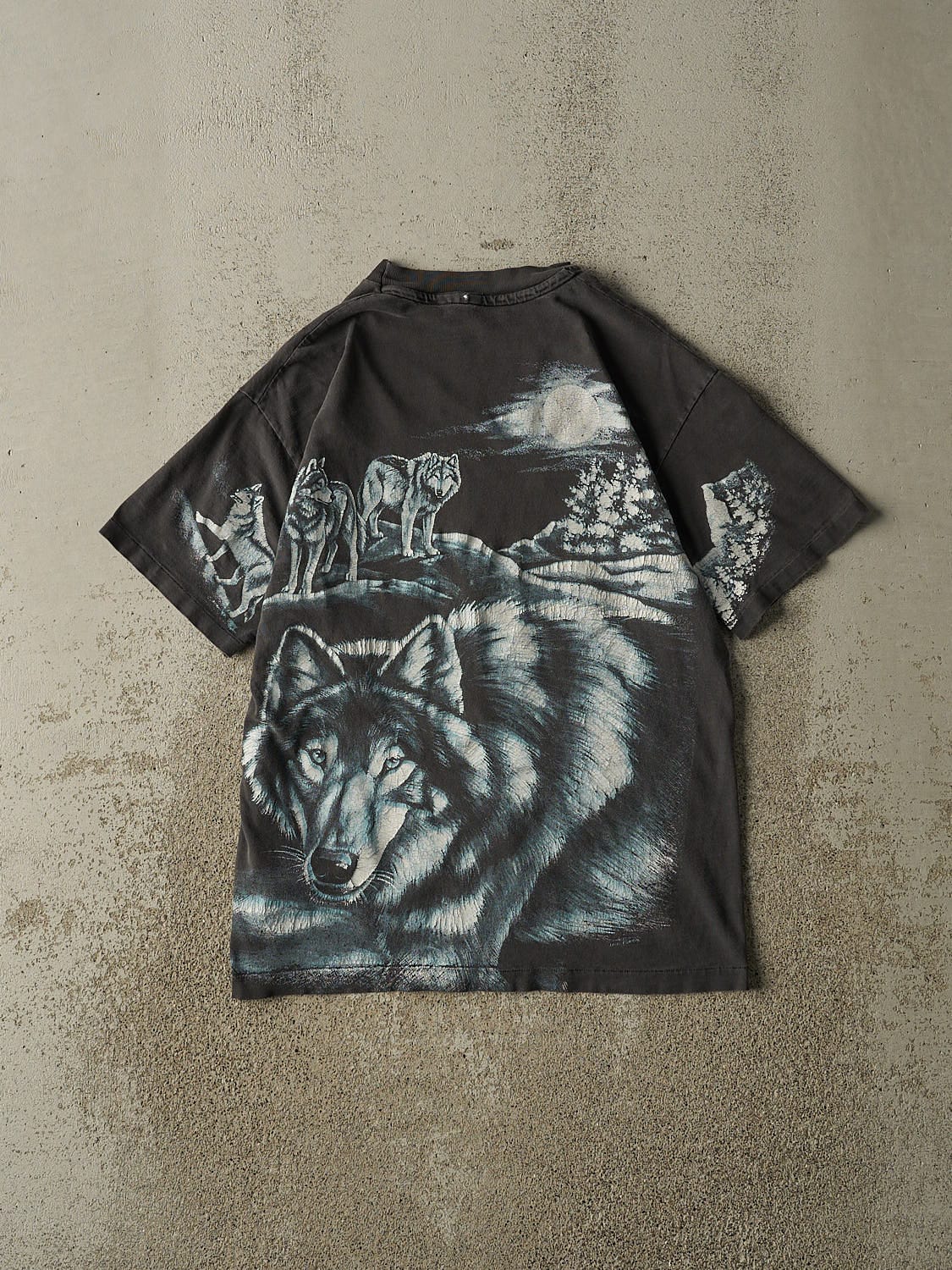 Vintage 90s Faded Black Wolf Tee (S/M)