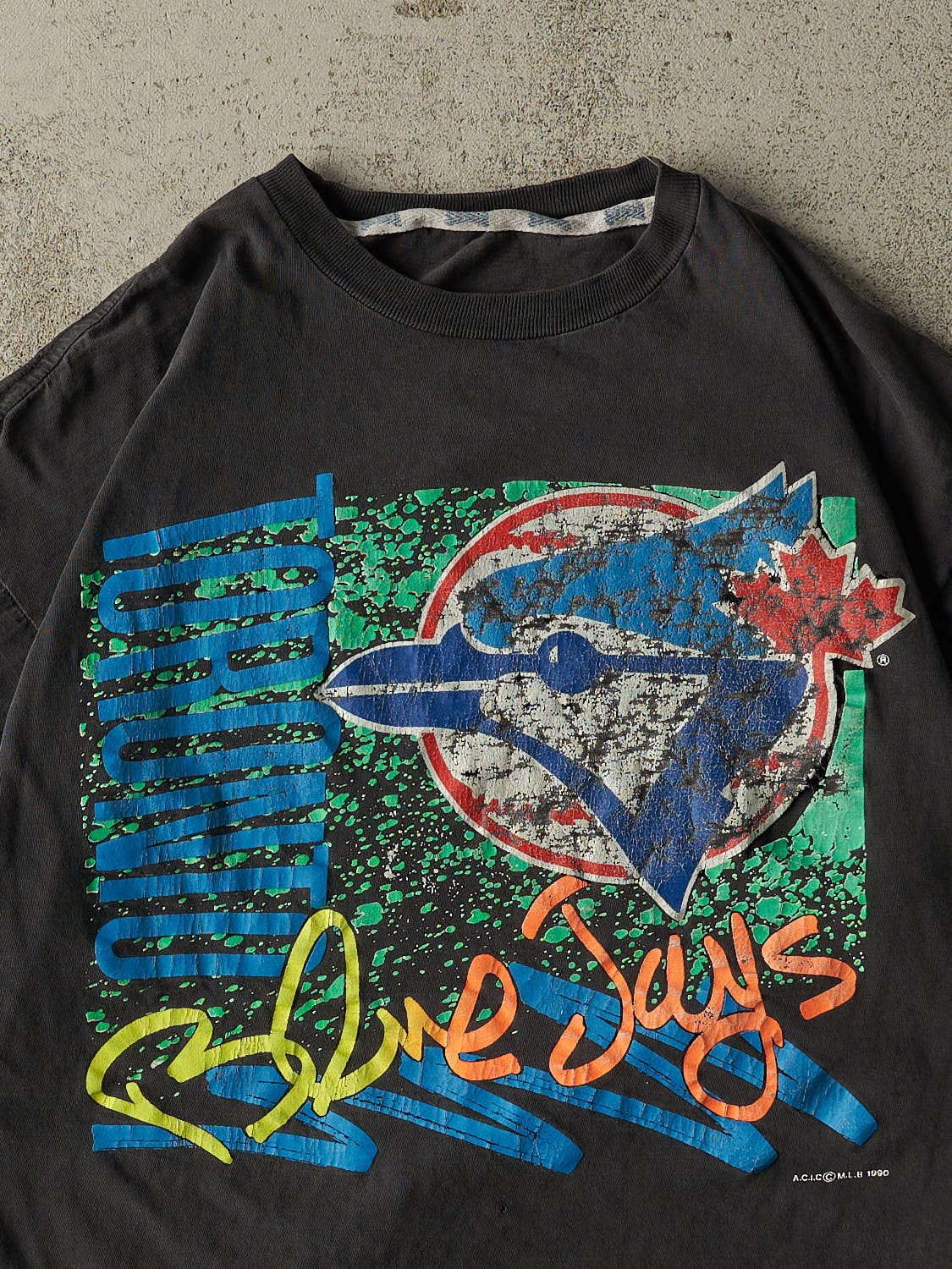 Vintage 90' Faded Black Toronto Blue Jays Tee (L)