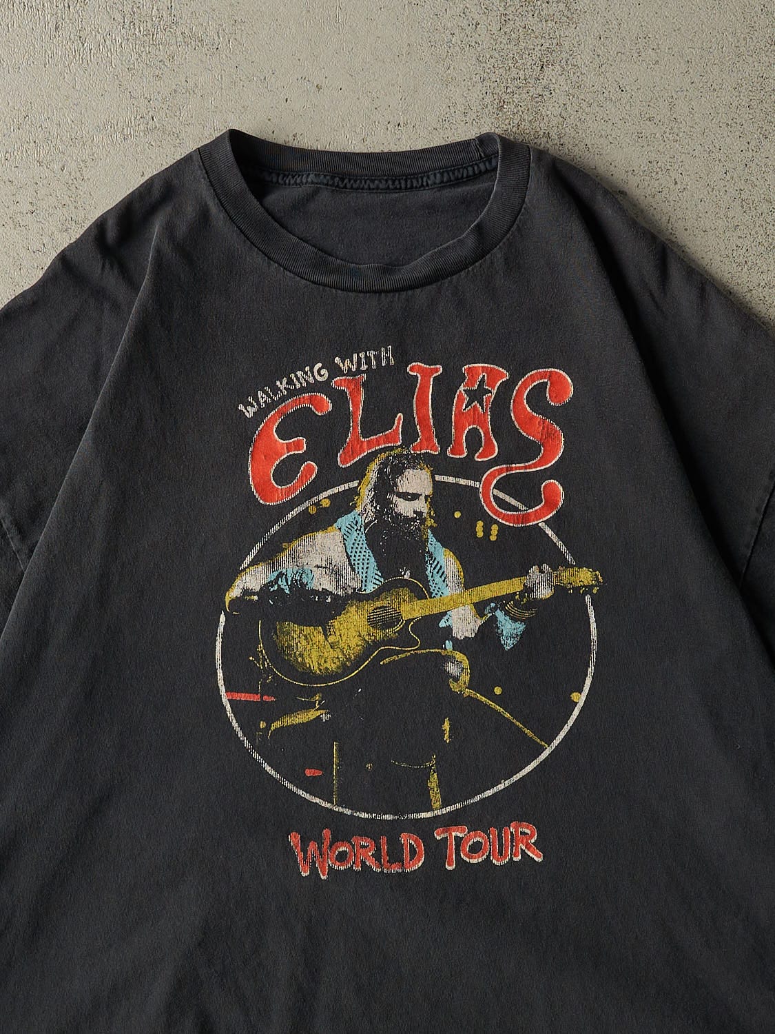 Vintage Y2K Black WWE Walking With Elias Tee (XL/XXL)