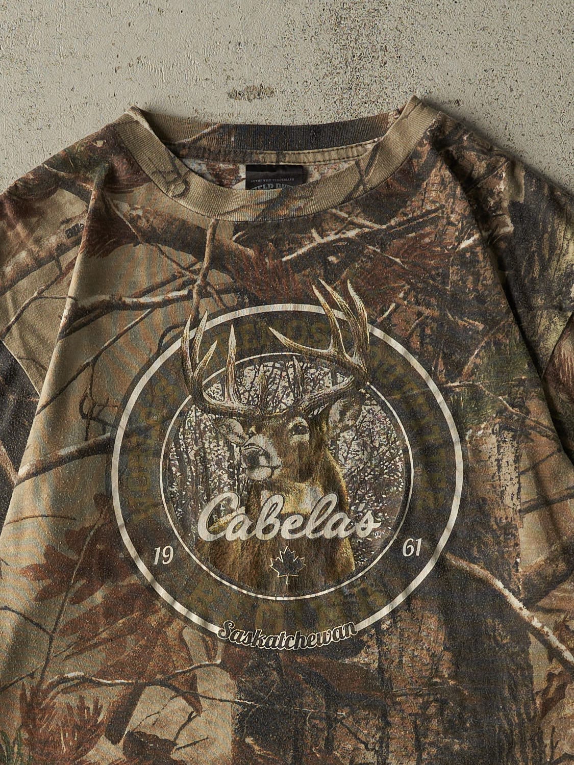Vintage Y2K Camo Realtree x Cabelas Tee (L)