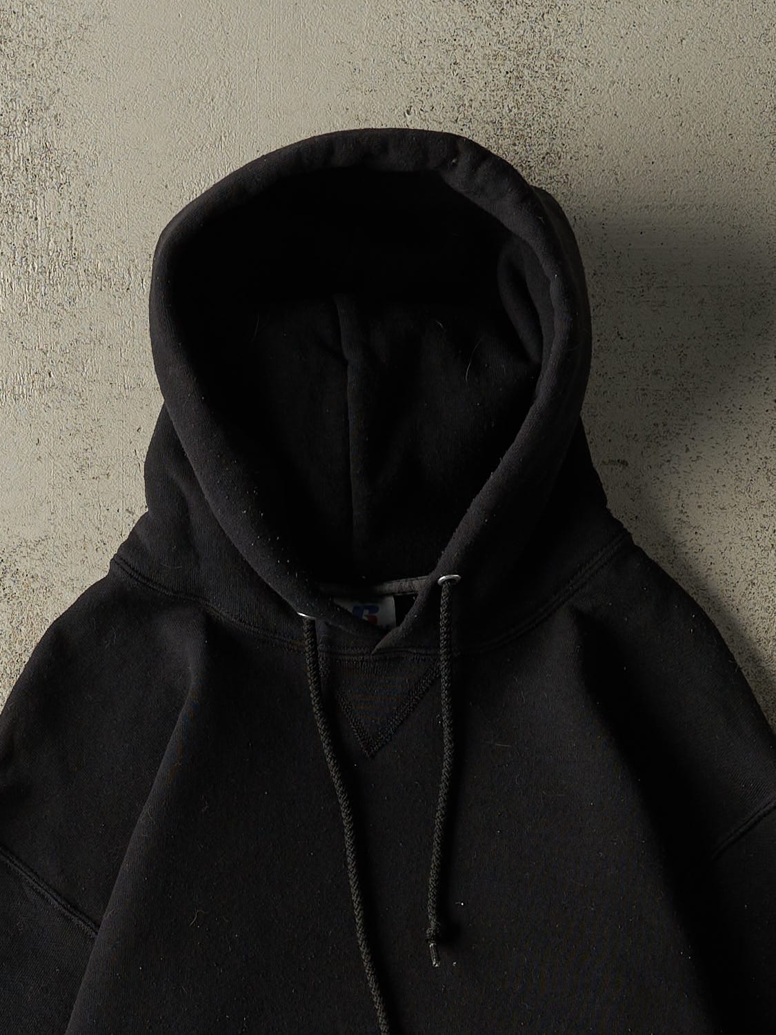 Vintage Y2K Black Russell Athletic Blank Hoodie (M)