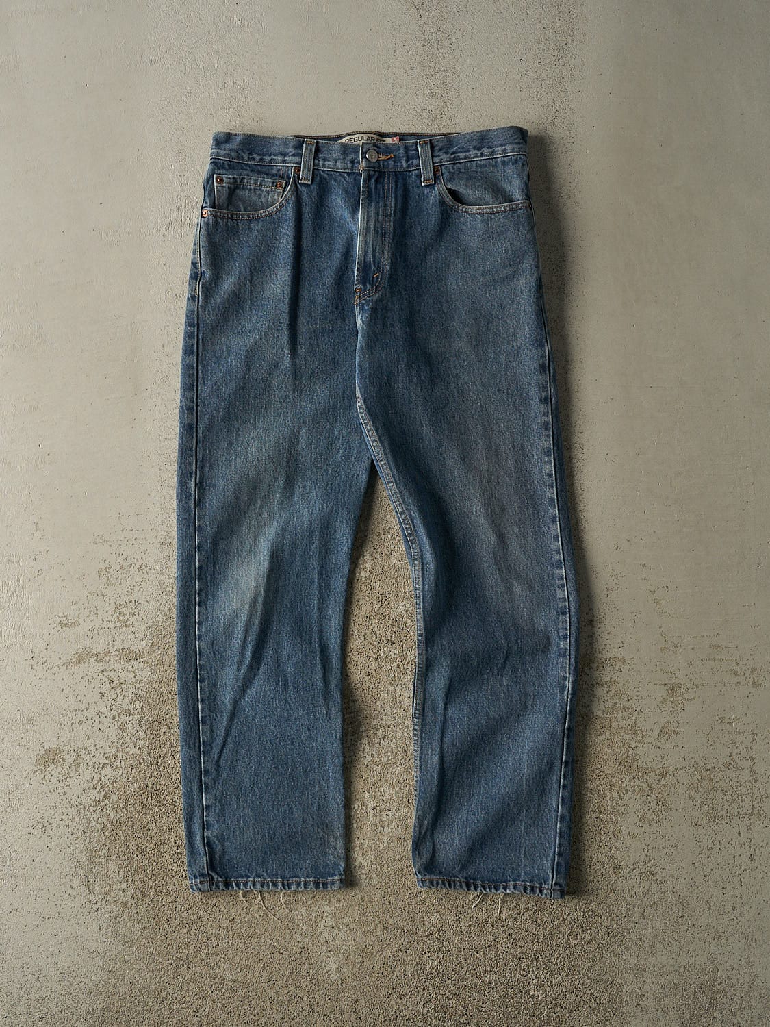 Vintage Y2K Dark Wash Levi's 505 Jeans (34x31)