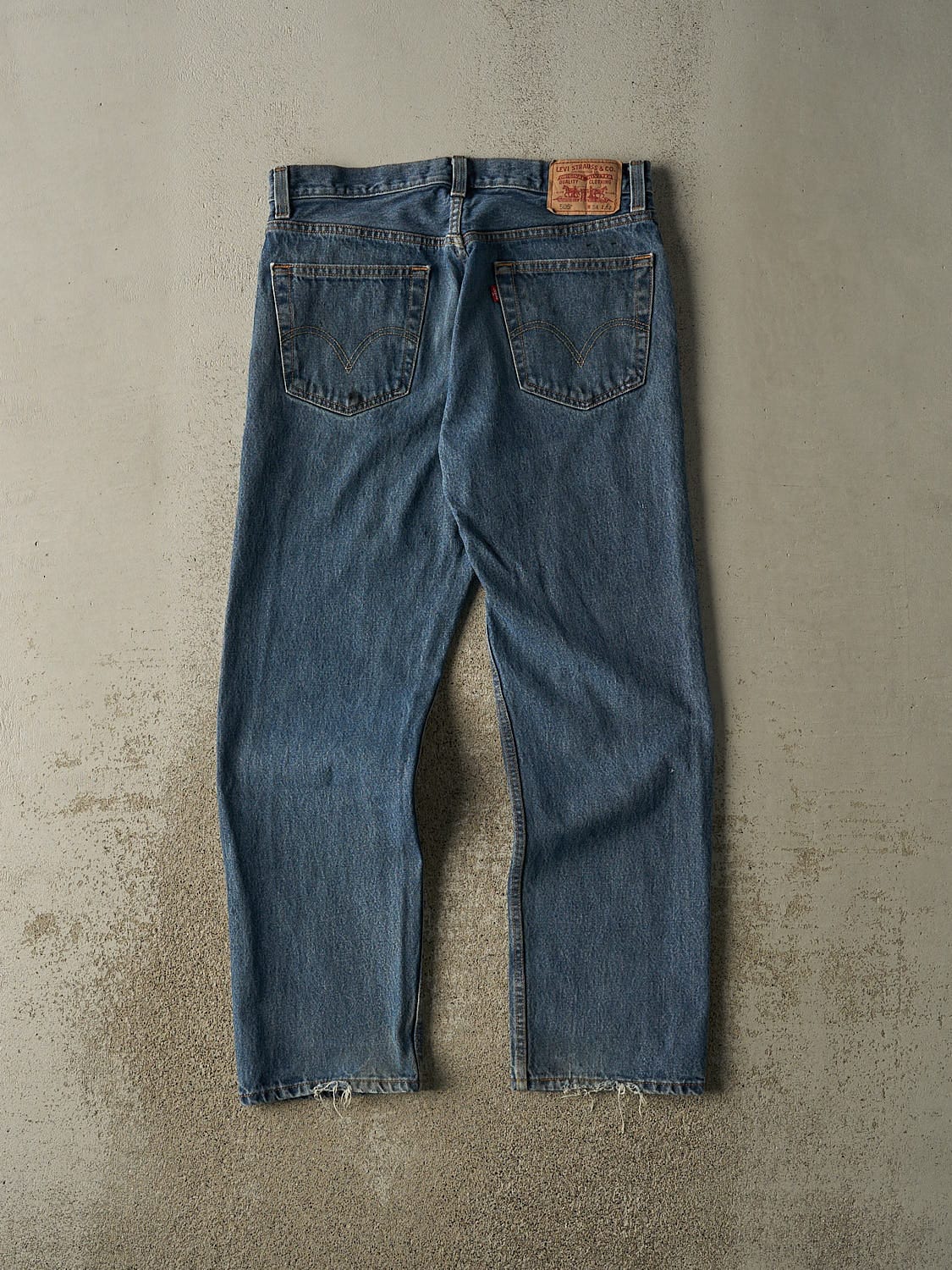Vintage Y2K Dark Wash Levi's 505 Jeans (34x31)
