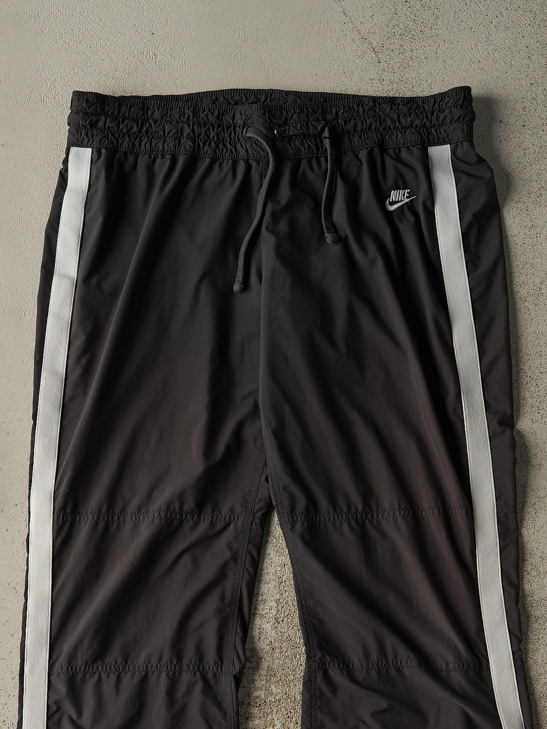 Vintage Y2K Black Nike Track Pants (36x31)