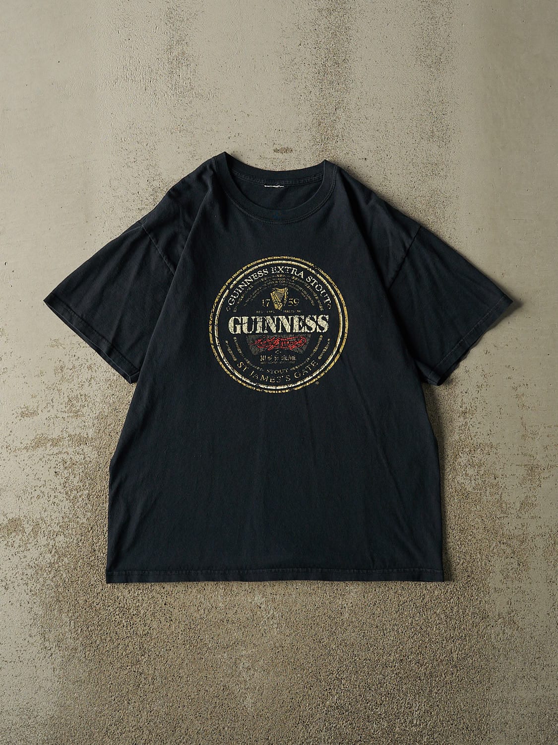 Vintage Y2K Black Guinness Tee (M)