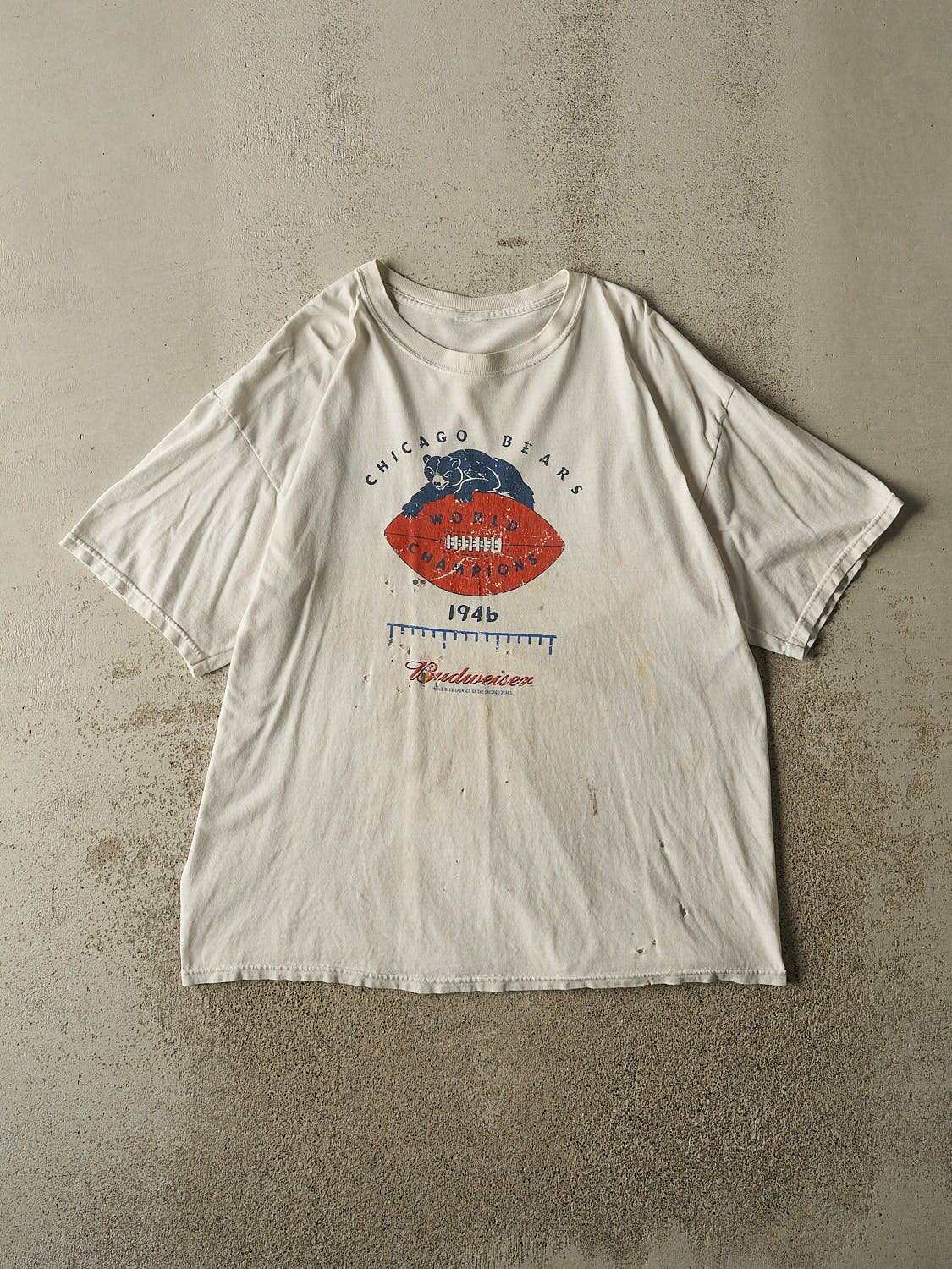 Vintage Y2K White Chicago Bears x Budweiser Tee (L/XL)