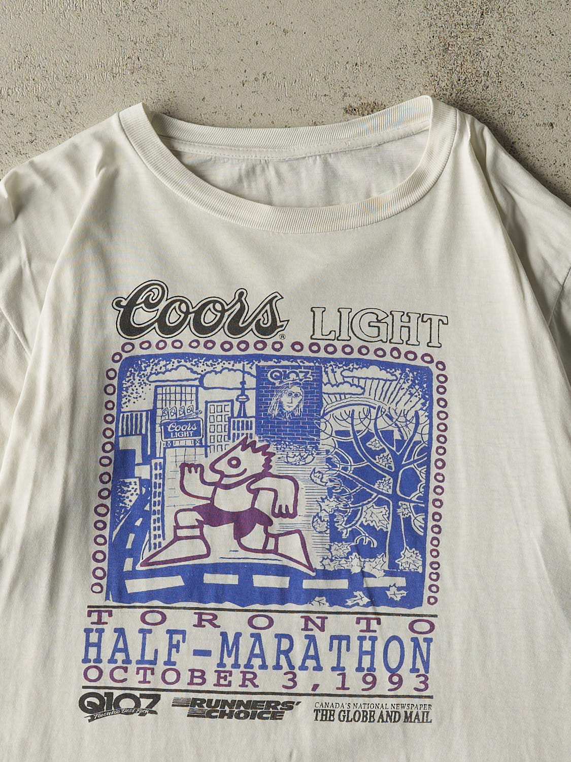 Vintage 93' White Coors Light Toronto Half Marathon Tee (L)