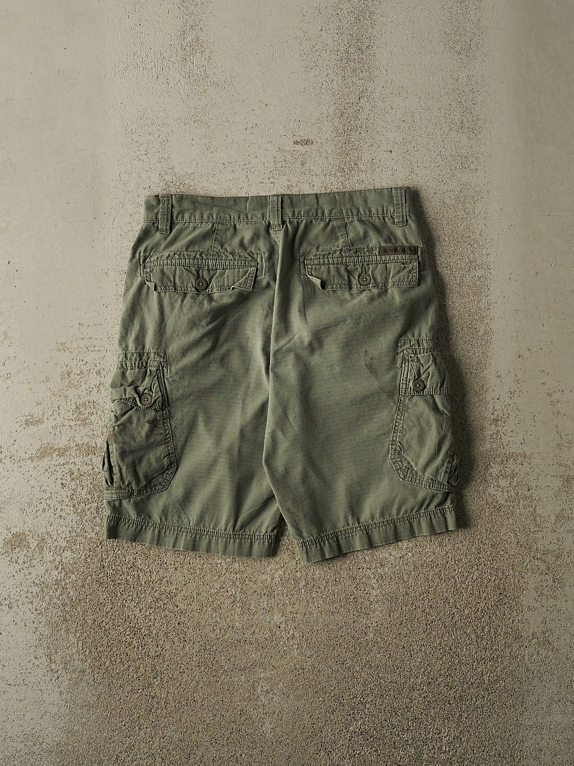 Vintage Y2K Green Calvin Klein Cargo Shorts (32x10.5)