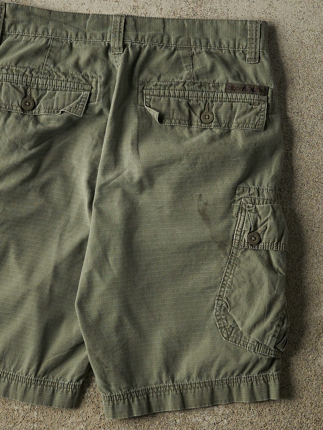 Vintage Y2K Green Calvin Klein Cargo Shorts (32x10.5)