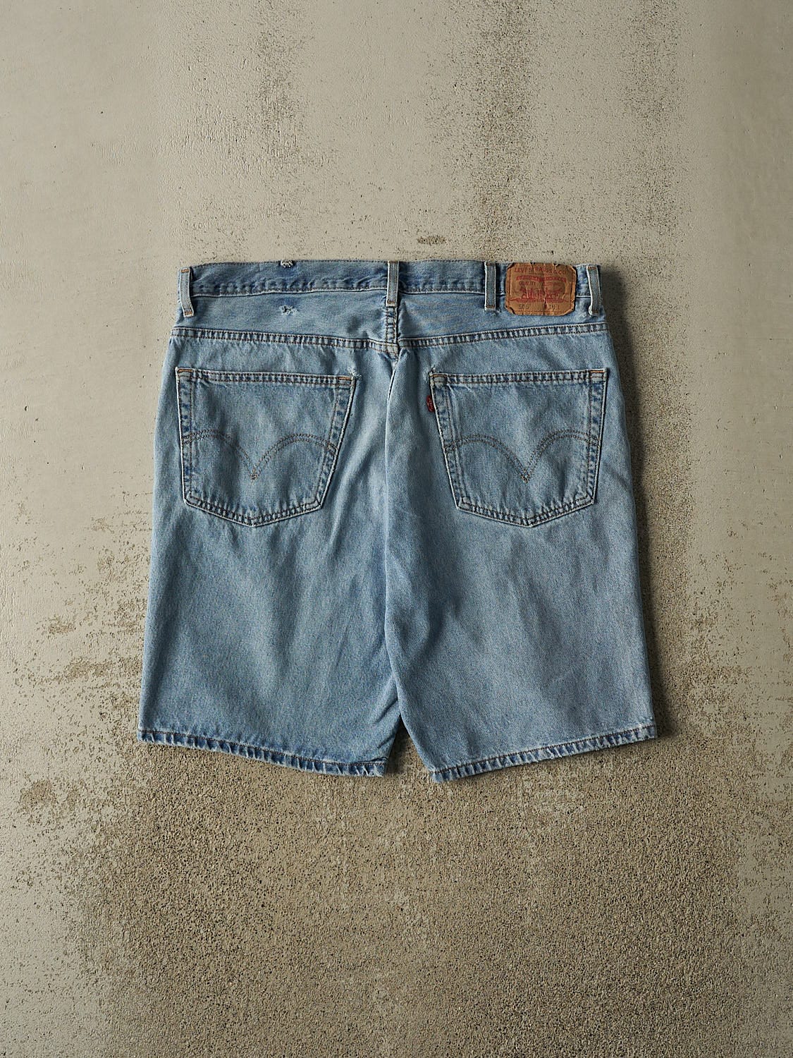 Vintage 90s Light Wash Levi's 505 Jean Shorts (37x9)