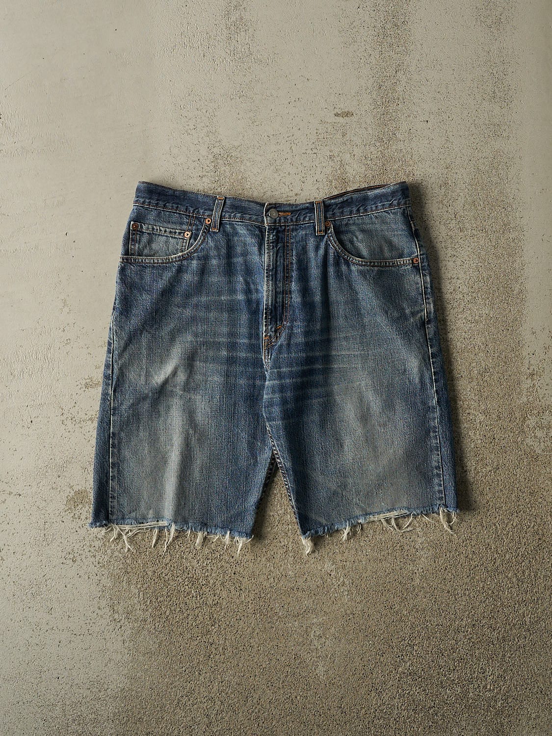 Vintage Y2K Dark Wash Levi's Cut Off Jean Shorts (36x10.5)