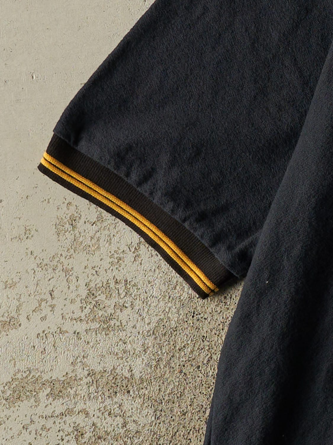 Vintage 90s Black Mikes Hard Lemonade Quarter Zip Tee (L/XL)