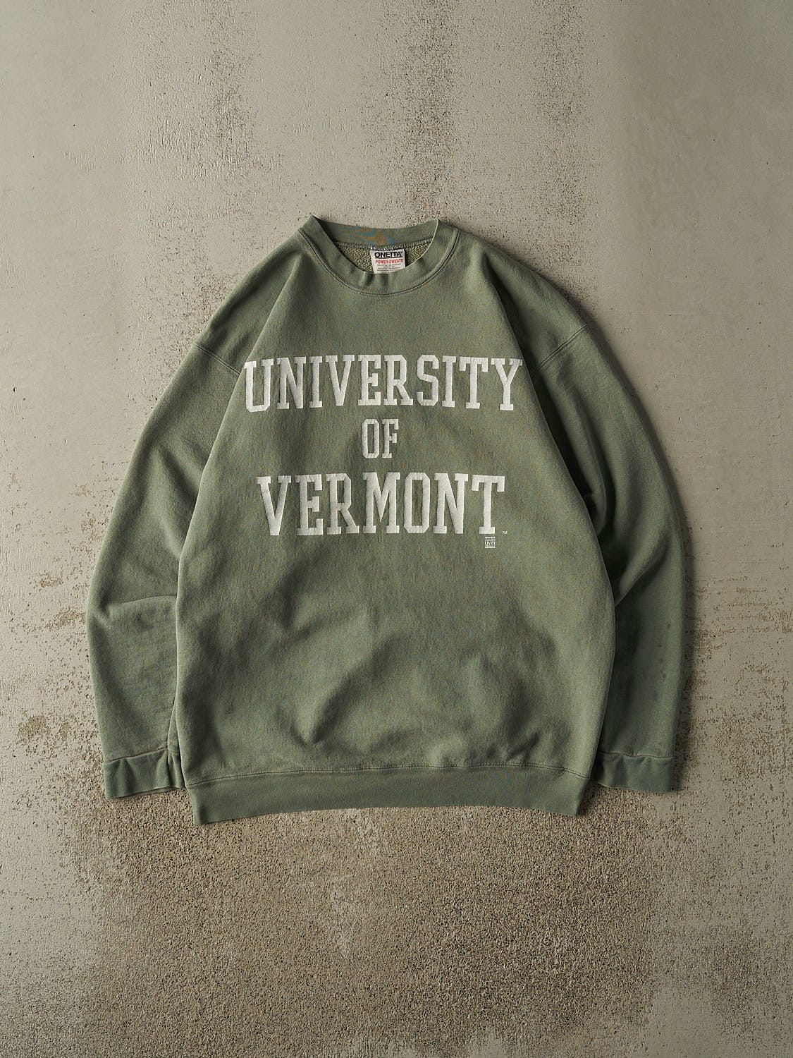 Vintage 90s Pastel Green University of Vermont Crewneck (L/XL)