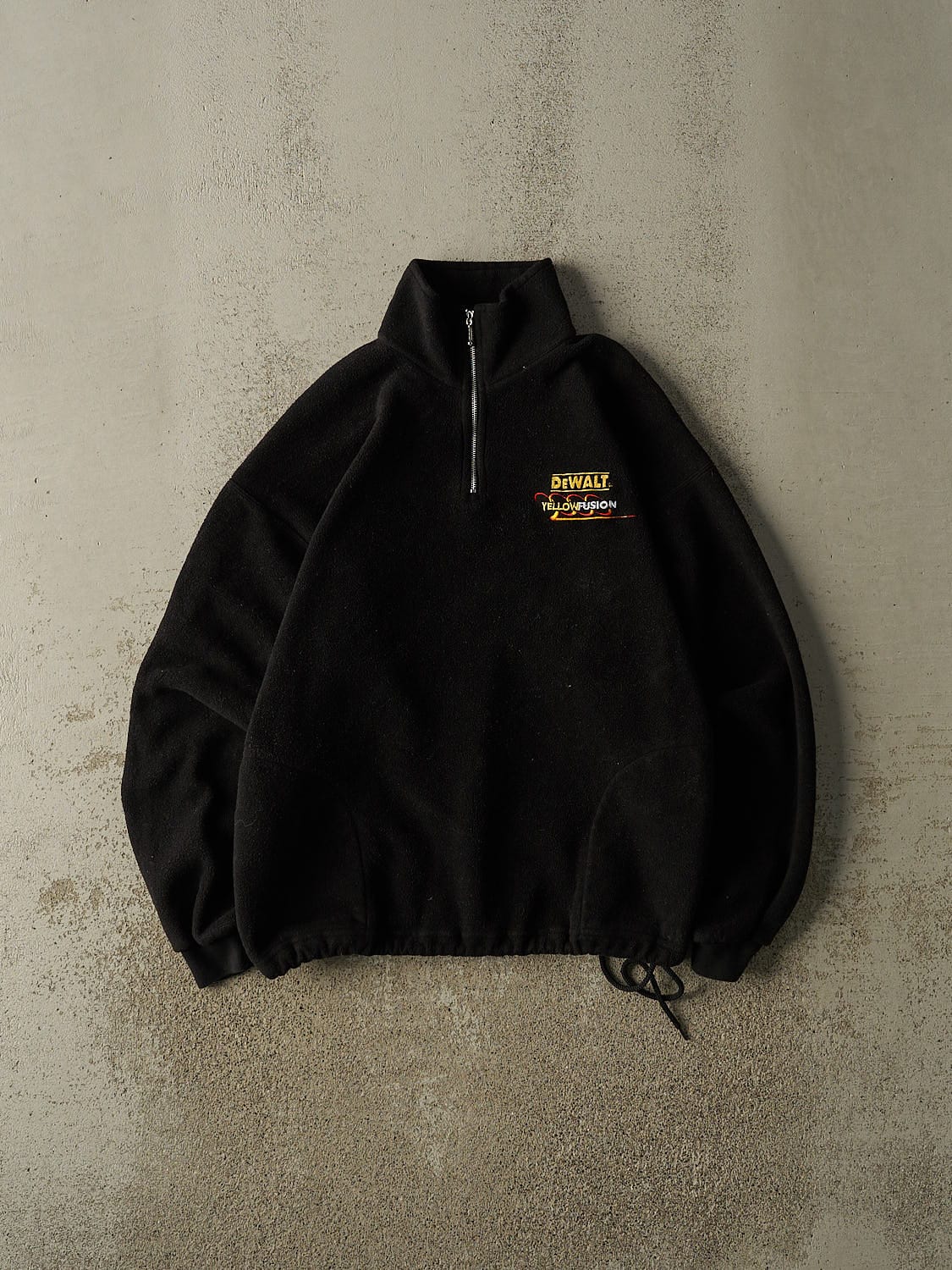 Vintage Y2K Black DeWalt Quarter Zip Fleece (M)